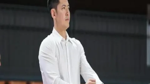 安东尼独揽全场数据王，自豪分享胜利瞬间：球队表现超棒！